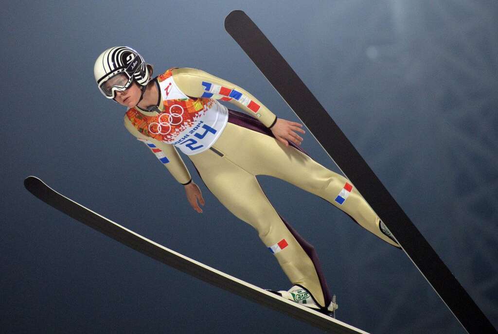 Coline Mattel, médaille de bronze en saut à ski - A tout juste 18 ans, Coline Mattel a fait mieux que tenir son rang lors de la première épreuve de saut à ski féminin de l'histoire des Jeux olympiques. Outsider pour le podium en arrivant à Sotchi, elle a décroché le bronze au terme d'un concours parfaitement maîtrisé.