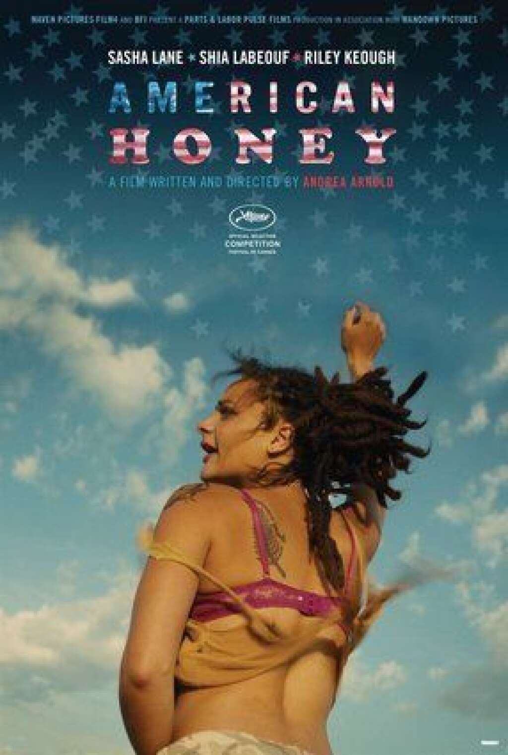 American Honey - De la Britannique Andrea Arnold, avec Shia LaBeouf. La réalisatrice de "Red Road" et "Fish Tank" (prix du jury à Cannes en 2006 et 2009), y conte l'histoire d'un jeune homme qui rejoint l'équipe commerciale d'un magazine et découvre une vie de beuveries et de sexe.