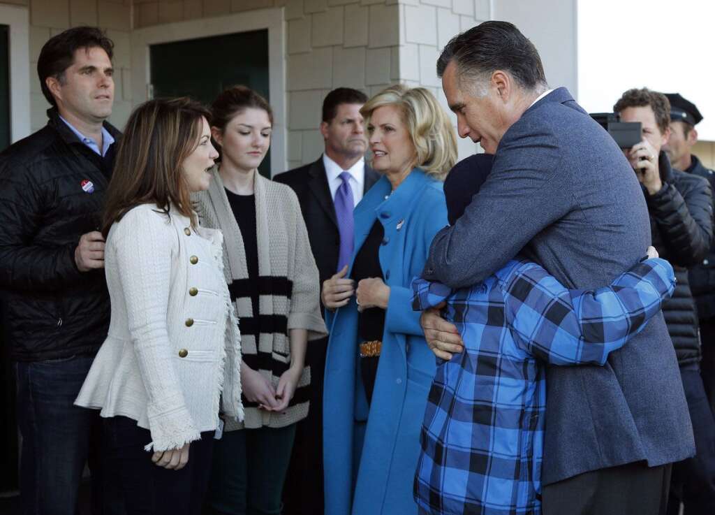 Mitt Romney et sa famille - Tous ont voté à Belmont dans le Massachusetts.