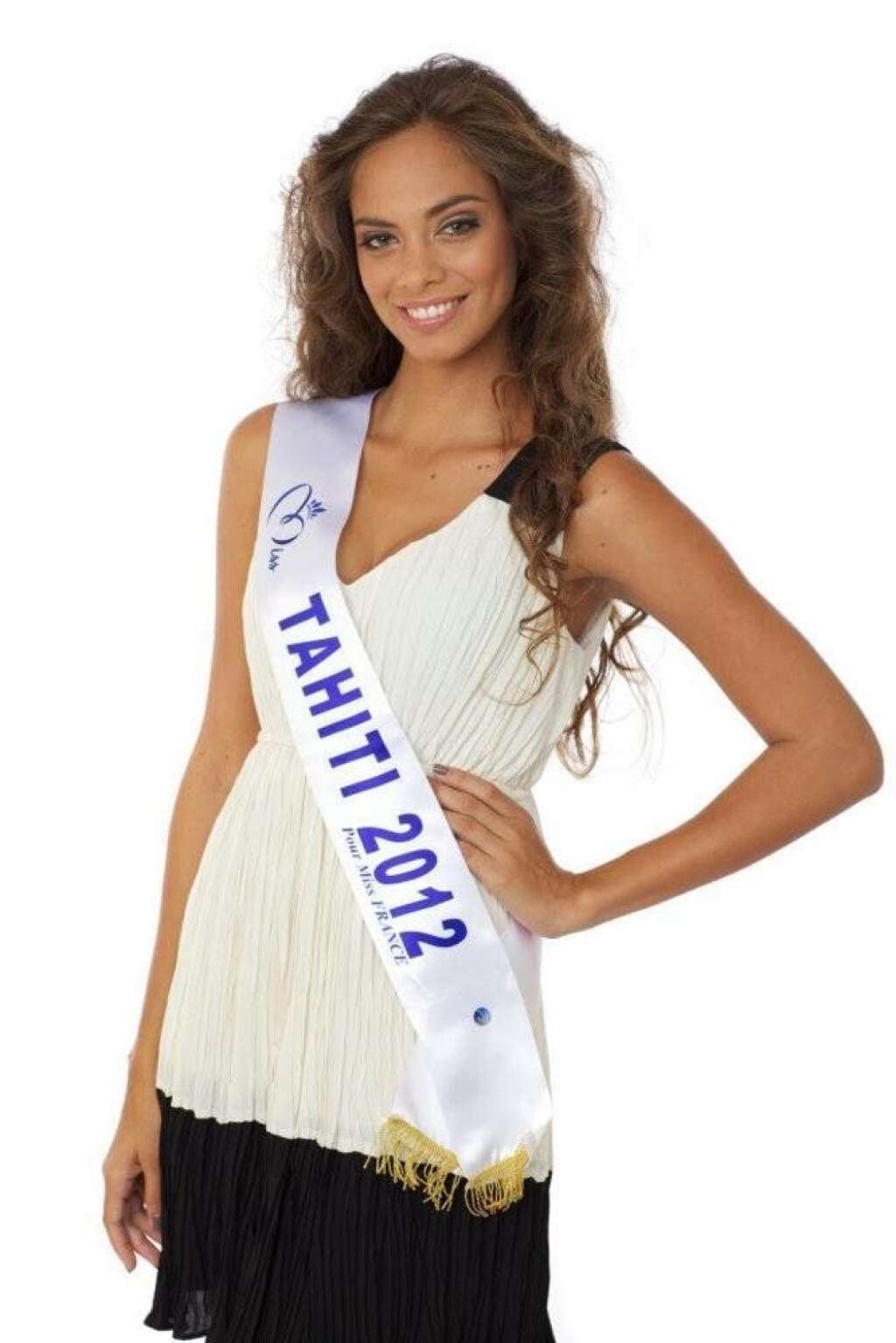 Miss Tahiti - Hinarani De Longeaux    22 ans - 1,77 m    Mannequin