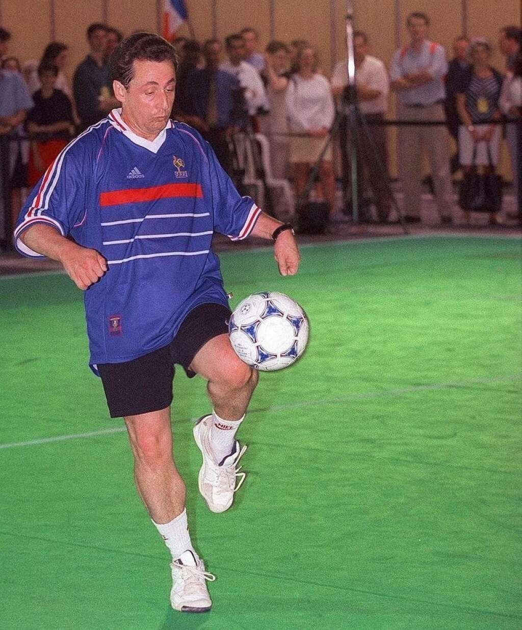 Sarkozy plus à l'aise avec les jongles... -