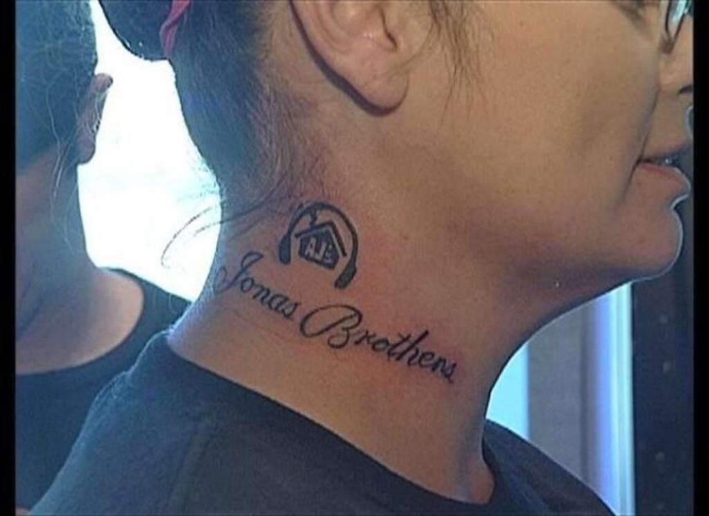 Les tatouages les plus difficiles à porter - Les Jonas brothers