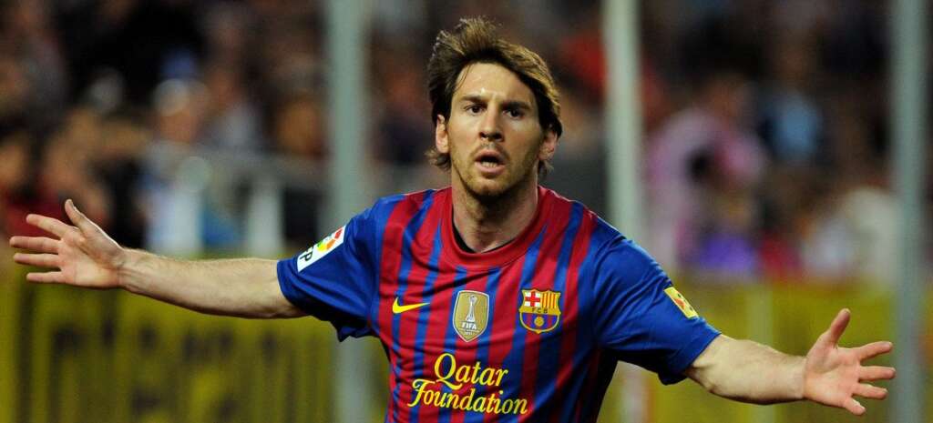 Lionel Messi (Barcelone): 10,5 M€ bruts/an - L'Argentin touchait a saison dernière 1,5 M € de primes et 21 M € en contrats publicitaires et opérations diverses.