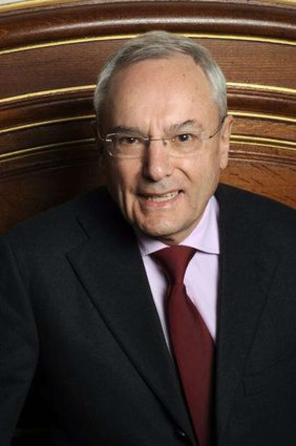3 décembre - Jacques Barrot - L'ancien ministre centriste, vice-président de la Commission européenne et membre du Conseil constitutionnel est décédé à Paris à l'âge de 77 ans.