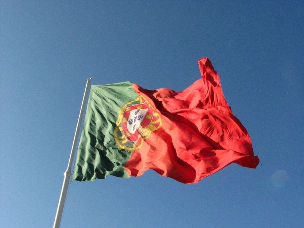 3. Portugal: 70% de défiance - Alors que les plans d'austérité ont provoqué une crise politique dans leur pays, 70% des Portugais affichent leur défiance à l'égard de l'Union européenne.