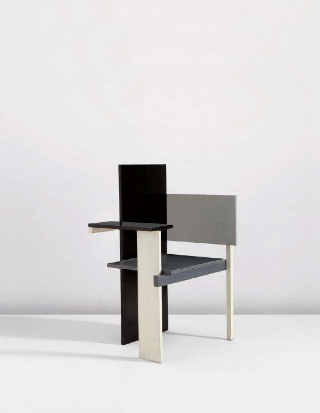 Gerrit Rietveld : "Berlin chair" -