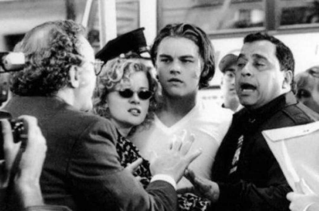Celebrity en 1998 - Après Titanic, DiCaprio a joué pour Woody Allen. Il fait une courte apparition dans Celebrity.