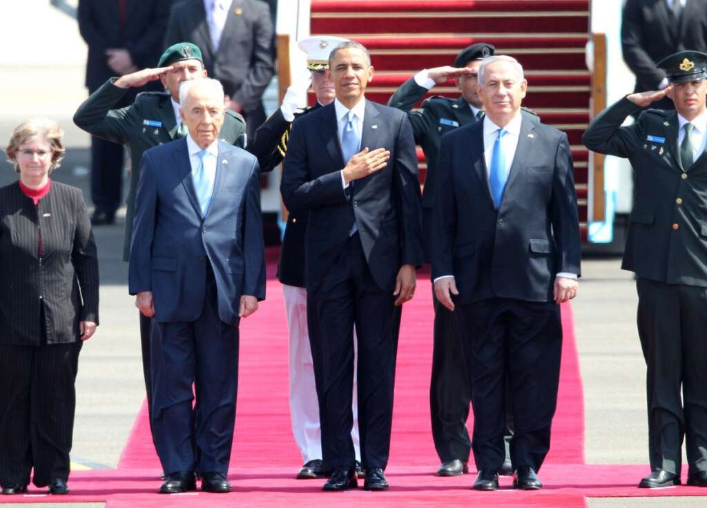 Obama accueilli par Shimon Peres, Benjamin Netanyahu et l'ambassadeur américain Dan Shapiro -
