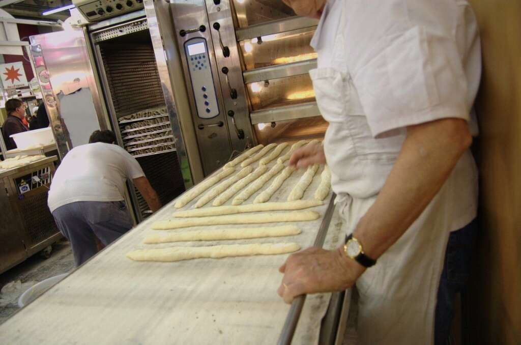 Les boulangers-pâtissiers - Sans surprise, 72,7% des boulangers-pâtissiers travaillent le dimanche, dont l'immense majorité de manière régulière.