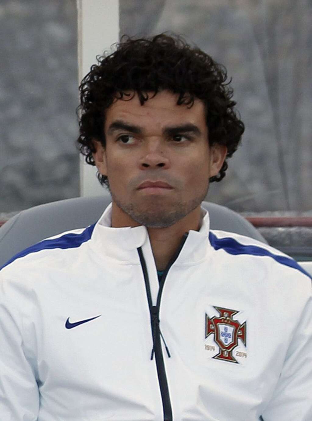 Pepe (Portugal) - Son club: Real Madrid (Espagne) Poste: défenseur