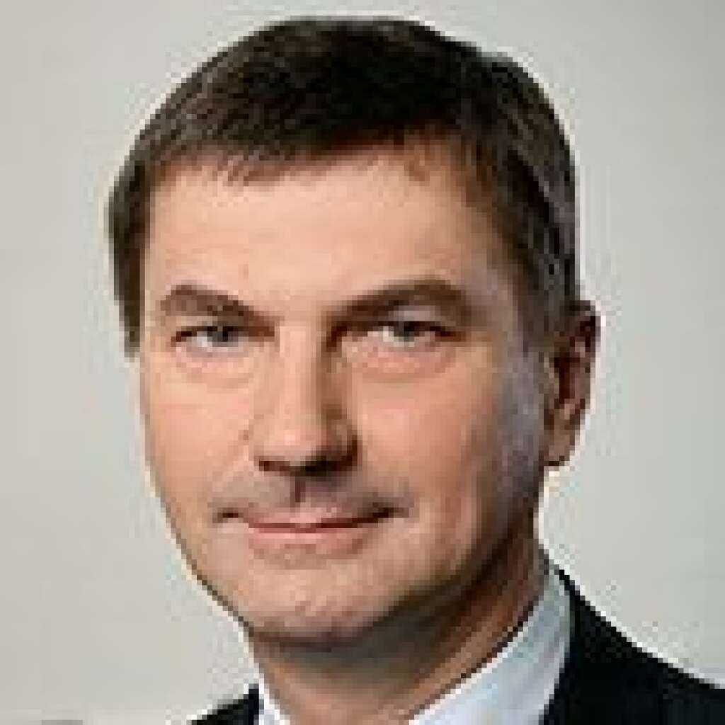 Andrus Ansip (Estonie) - Vice-président et commissaire en charge du marché unique du numérique. Ancien premier ministre d'Estonie.