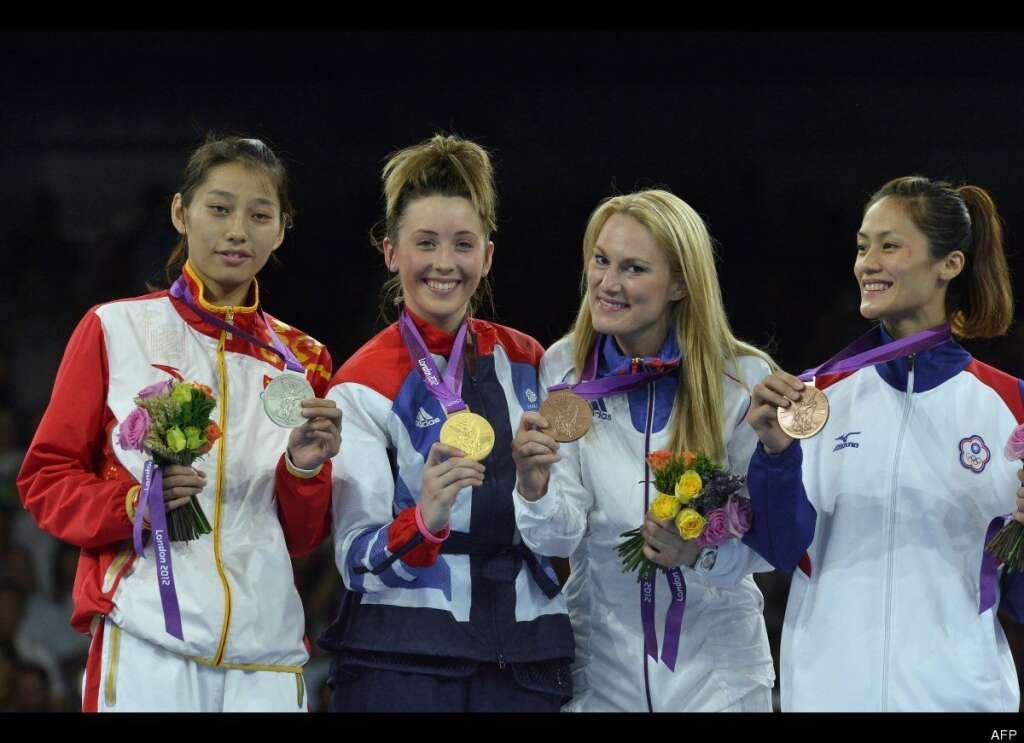 Marlène Harnois - Bronze - La Française (deuxième en partant de la droite) a décroché le bronze des moins de 57 kg en taekwondo. L'athlète de 25 ans, d'origine canadienne et naturalisée en 2008, a dominé la Japonaise Mayu Hamada sur le score de 12-8.