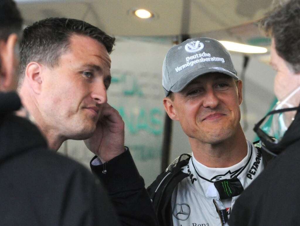 Michaël et Ralf Schumacher - La grande carrière en F1 de Michaël Schumacher a quelque peu eclipsé celle de son petit frère Ralf. A son tableau de chasse tout de même, 180 grands prix disputés, six victoires, 27 podiums. En 2007, après 10 ans passés dans le circuit de la F1, il annonce sa retraite.