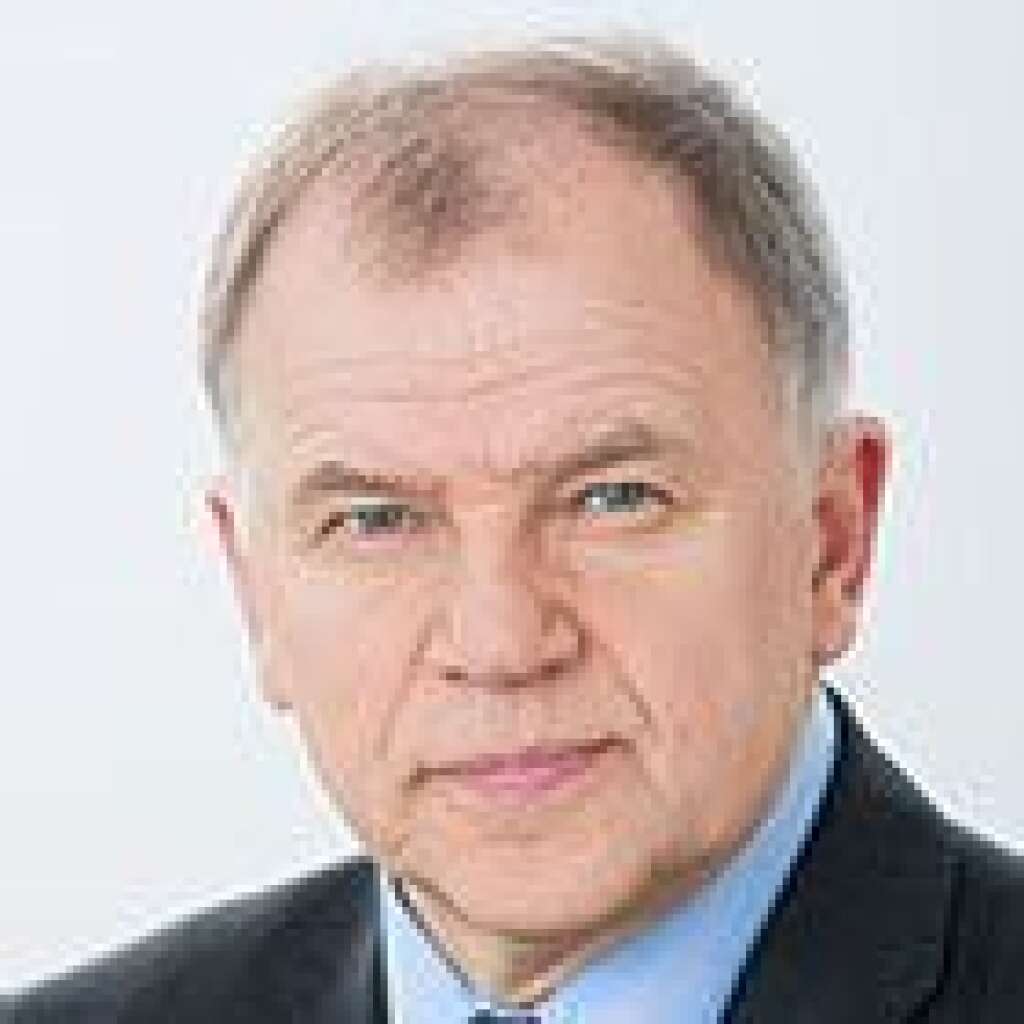 Vytenis Andriukaitis (Lituanie) - Commissaire en charge de la Santé et de la sécurité alimentaire. Ancien ministre de la Santé en Lituanie.