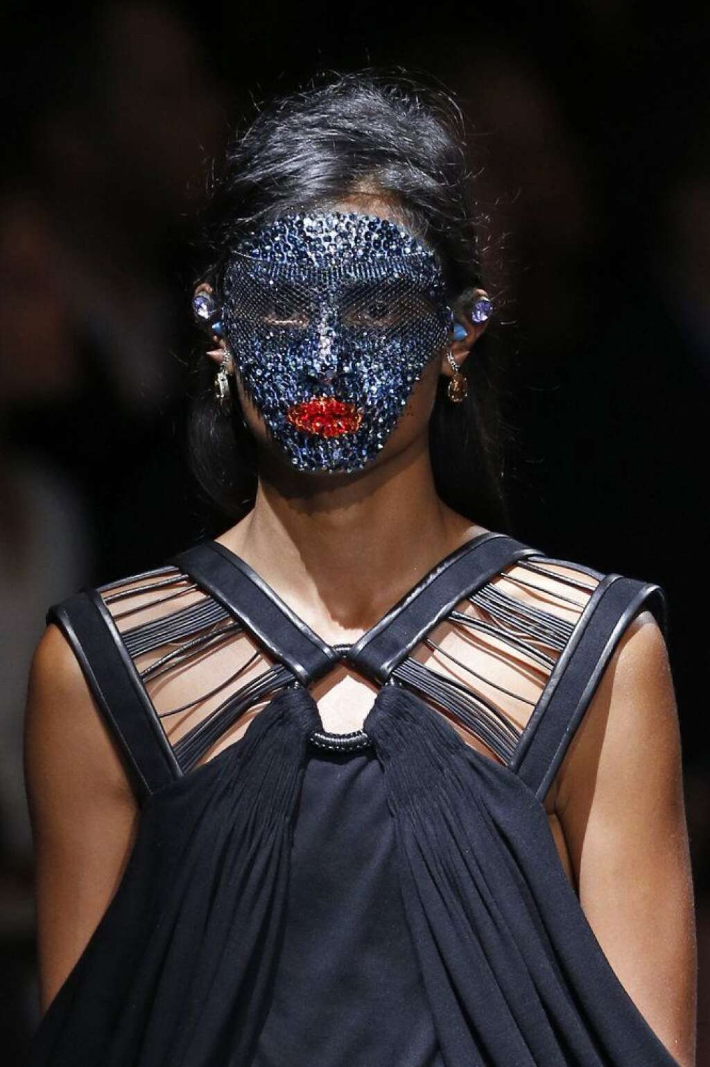 Le masque strass au défilé Givenchy -
