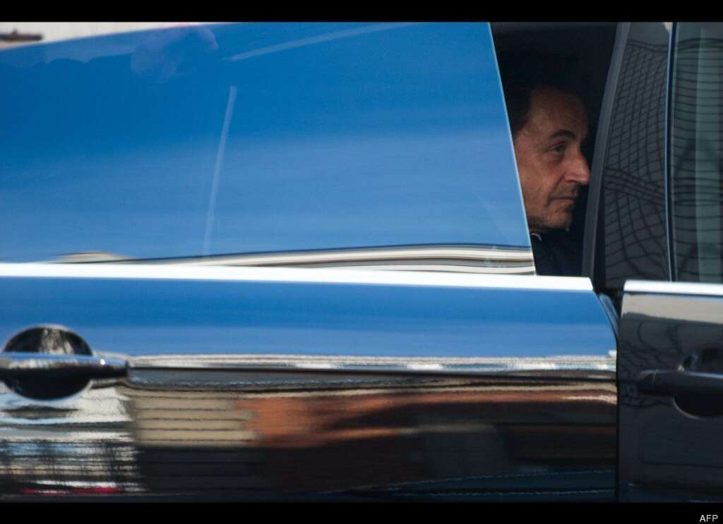 22 mars 2013: Sarkozy rattrapé par l'affaire Betttencourt - Autre surprise judiciaire: Nicolas Sarkozy est mis en examen pour "abus de faiblesse" dans le dossier Bettencourt. Polémique à droite où l'on accuse le juge d'instruction "d'acharnement judiciaire".