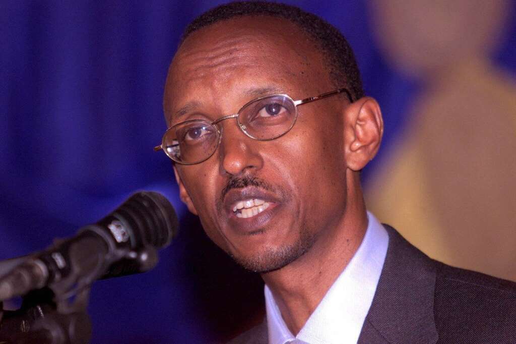 20-21 février 2003 - Élu par le Parlement en avril 2000 après la démission de Pasteur Bizimungu, le président rwandais Paul Kagame participe au 22e sommet Afrique-France à Paris. (Photo prise en juin 2002).