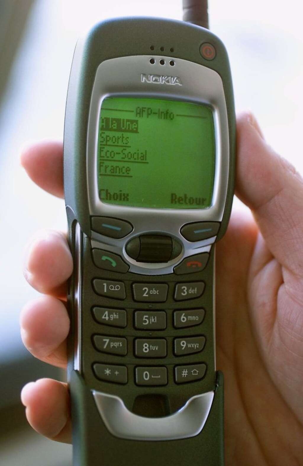 2000 - Souvenez-vous... du WAP ! - Le premier téléphone portable Nokia connecté à Internet, via le WAP. Une technologie qui est devenue obsolète en à peine un an.