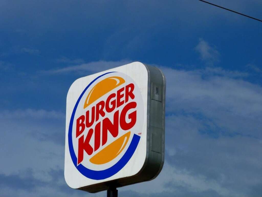 29 novembre 2012: retour confirmé... - ... de Burger King en France.  Lire l'<a href="http://www.huffingtonpost.fr/2012/11/29/burger-king-france-marseille-reims-autogrill_n_2209872.html">article</a>.