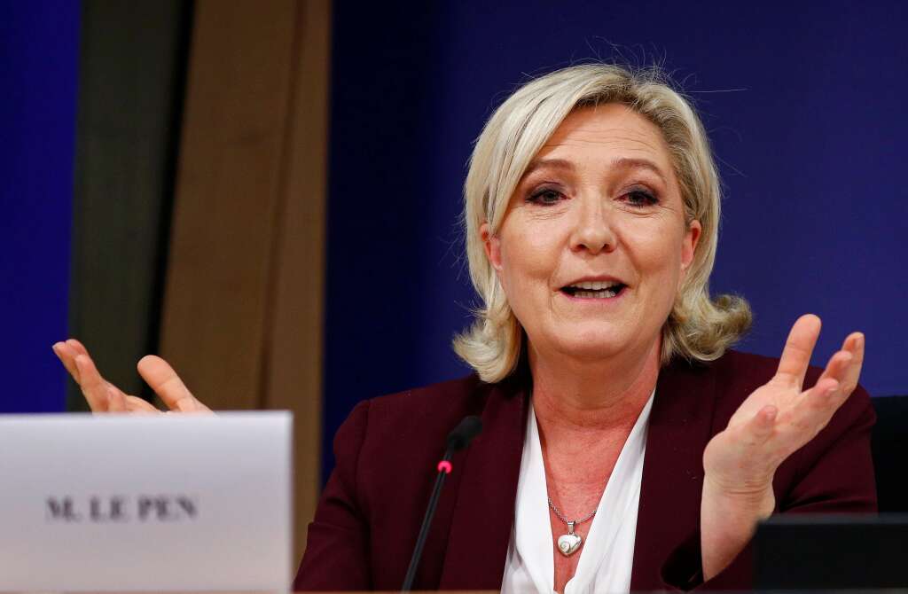 FLOP #5: Marine Le Pen, vainqueur ou pas - Si elle retrouve le flop 5 après la déroute de son parti le 26 mai, l'eurodéputée Les Républicains pourra se consoler avec sa réélection personnelle qui lui offre un nouveau bail de cinq ans à Strasbourg.<br /><strong>Opinions positives:</strong> 5 (+1)<br /> <strong>Opinions négatives:</strong> 32 (+1)<br /> <strong>Score net:</strong> -26 (+1)