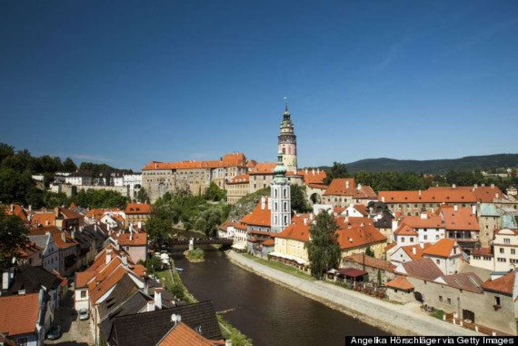 Cesky Krumlov (République Tchèque) - Visitez ce haut-lieu du patrimoine mondial de l'UNESCOen dehors de l'été et vous verrez pourquoi cette ville <a href="http://www.lonelyplanet.com/czech-republic/bohemia/cesky-krumlov" target="_hplink">st la deuxième plus visitéedu pays derrière Prague</a>.