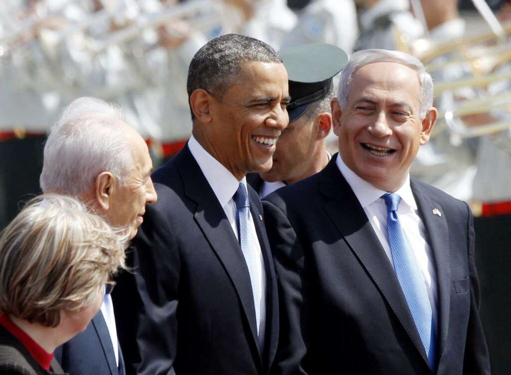 Obama et Peres tout sourires -