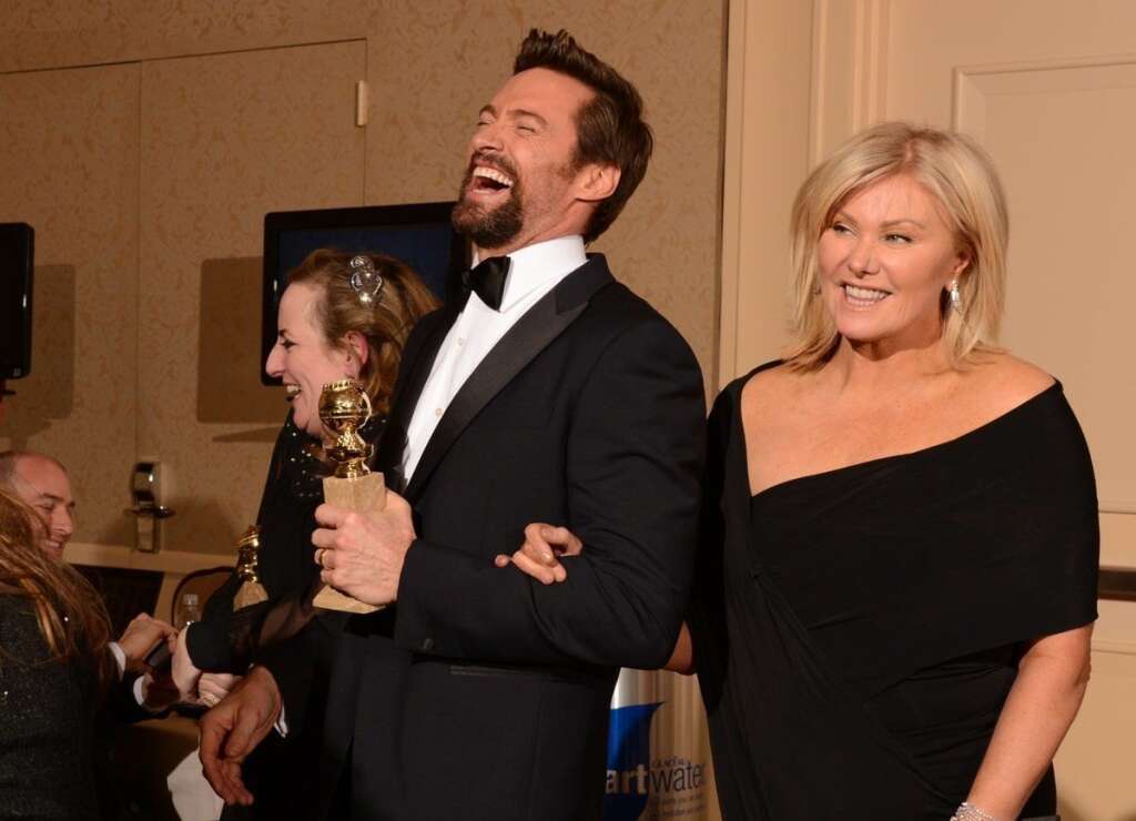 Hugh Jackman - L'acteur entouré par sa femme a remporté le Golden Globe du Meilleur acteur de comédie musicale.