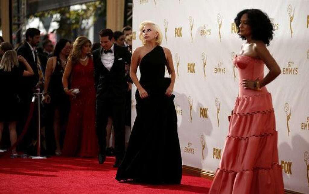 La 67ème cérémonie des Emmy Awards - Lady Gaga et l'actrice Tracee Ellis Ross (Les Experts) sur el tapis rouge
