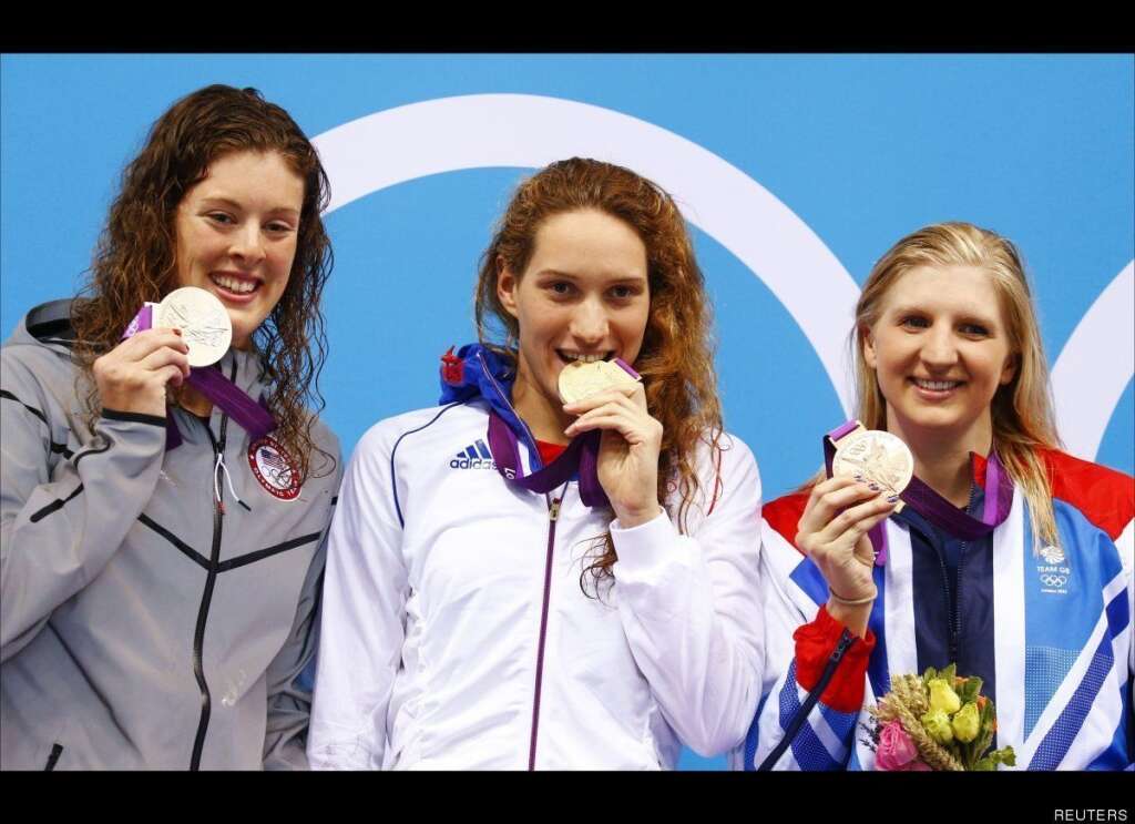 Camille Muffat - Or - Première médaille d'or dans ces Jeux pour la France, elle devance en 4:01.45 l'Américaine Allison Schmitt (4:01.77) et la Britannique Rebecca Adlington (4:03.01), championne olympique en titre sur le 400 m nage libre.