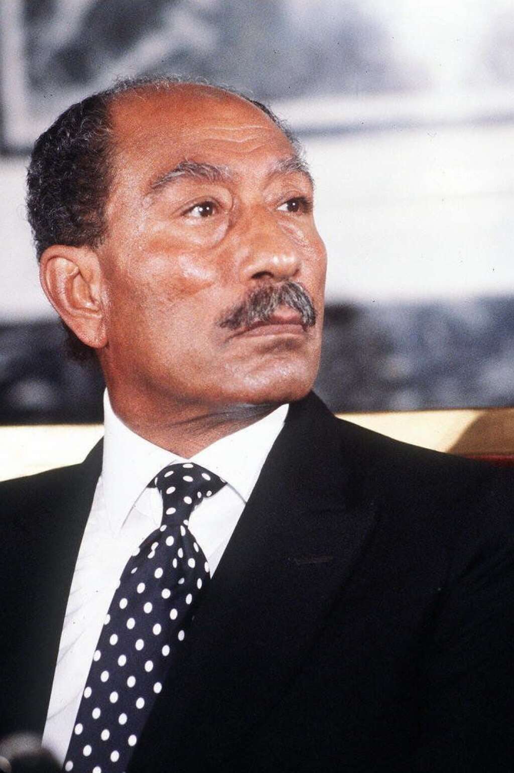 Anouar el-Sadate (1970-1981) - Il occupe les fonctions de président de la République jusqu'à son assassinat, en 1981. Il reçoit le prix Nobel de la paix en 1978, conjointement avec le Premier ministre israélien Menahem Begin, après les accords de Camp David, au cours desquels il joue un rôle essentiel.