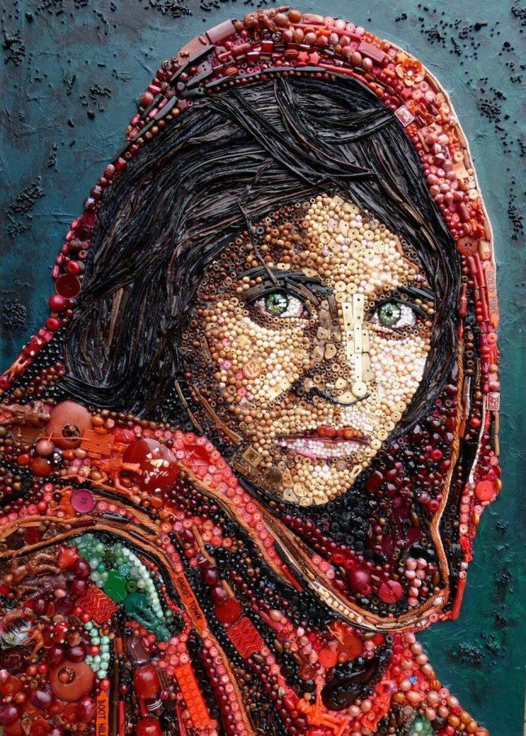 Une reproduction de la célèbre photographie de Steve McCurry - L'Afghane aux yeux verts de Steve McCurry