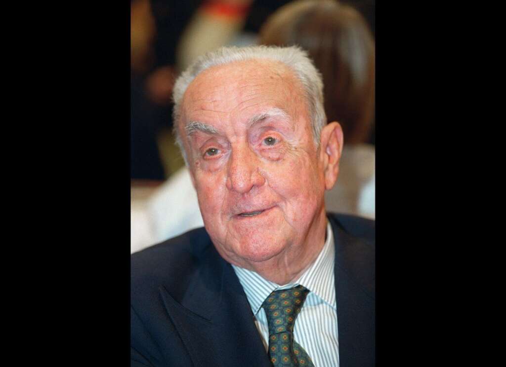 Arthur Conte - Le journaliste et historien Arthur Conte, ancien ministre et PDG de l'ORTF, <a href="http://www.huffingtonpost.fr/2013/12/27/arthur-conte-pdg-ortf-mort_n_4506520.html?1388128111" target="_hplink">est mort jeudi 26 décembre à Paris à l'âge de 93 ans</a>.