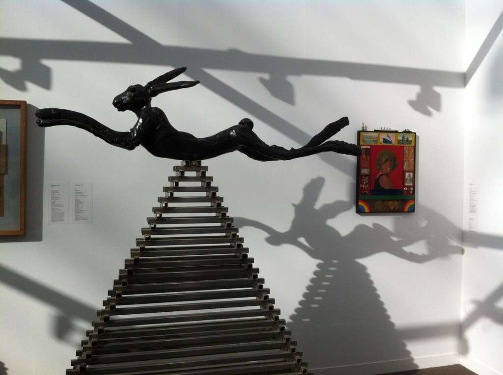 "Hare on bell" - <em>Barry Flanagan</em> - Galerie Waddibgton Custot