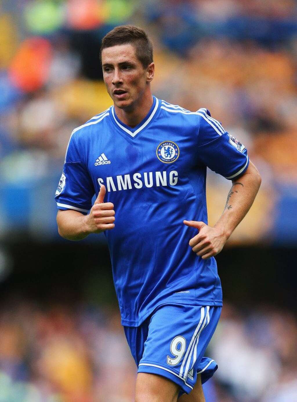 11- Fernando Torres, 16,2 millions d'euros - Même s'il marche moins bien à Chelsea, l'attaquant espagnol continue d'engranger un salaire conséquent de 10,9 millions d'euros par an.