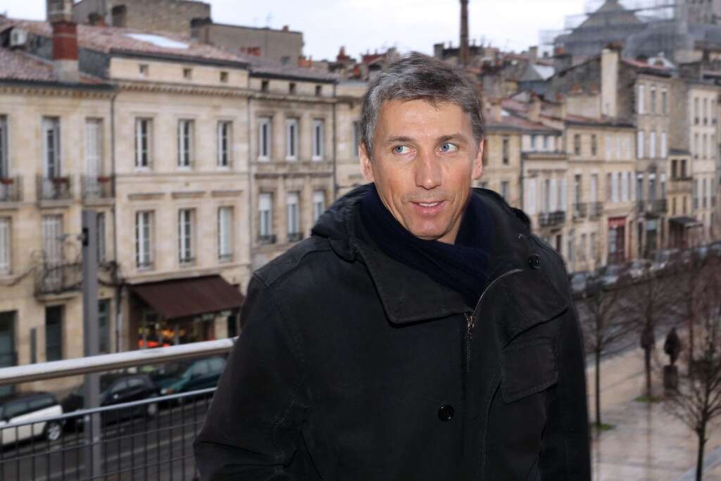 Stéphane Courbit, le producteur - Le patron de LOV Group, a été mis en examen le 19 février 2013 pour escroquerie et recel d'abus de faiblesse.