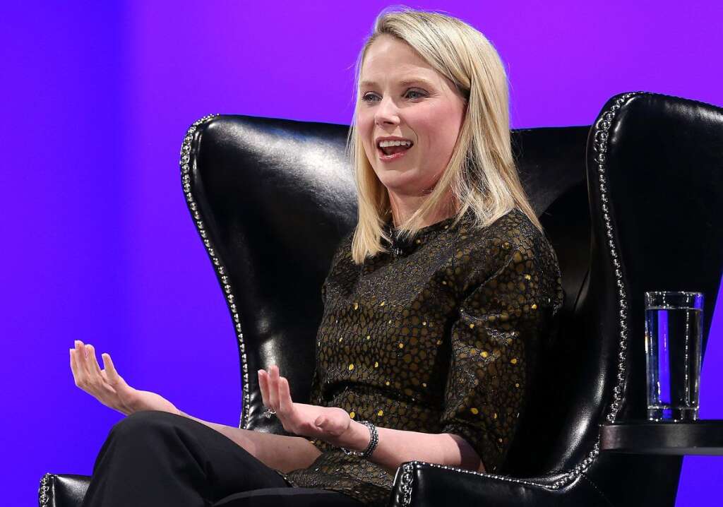 3. Yahoo!: +108% - Les actionnaires du géant de l’Internet sont amoureux de leur patronne, Marissa Mayer. L’ancienne vice-présidente de Google a complètement séduit une entreprise à la dérive ces dernières années. Elle tente d'ailleurs depuis 16 mois de relancer Yahoo!, à grand renfort d’électrochocs.  Le premier d’entre eux est le rachat de la plate-forme de blog Tumblr, pour 1,1 milliard de dollars en avril. Depuis son arrivée, Marissa Mayer a acquis une vingtaine de start-ups. Le groupe a également entrepris <a href="http://www.01net.com/editorial/608410/yahoo-augmente-de-5-milliards-de-dollars-son-plan-de-rachat-d-actions/" target="_blank">un ambitieux programme de rachat d’actions</a>, afin de soutenir le titre en Bourse. On peut dire que les investisseurs aiment ça.
