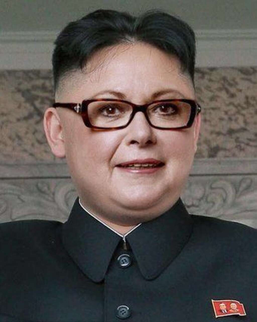 Kim-Jong-Boutin - "Comme le dictateur nord-coréen, Boutin a brandi la menace de 'bombe atomique'. Pendant le dossier du mariage pour tous, Mme Boutin a eu le droit à son lot de #CroisonsLes, celui-ci étant mon préféré. Je l'ai d'ailleurs vu sur une pancarte pendant les manifs pro-mariage pour tous à la télé".