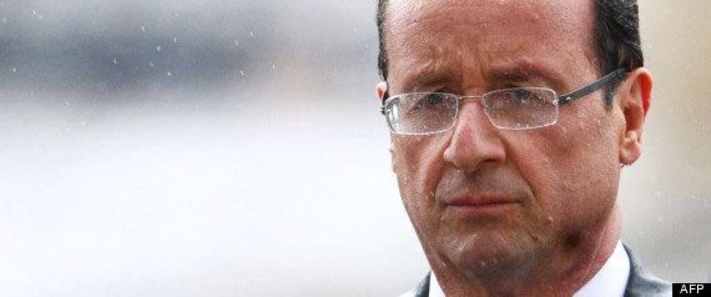François Hollande - Si le Premier ministre y est allé de sa diatribe contre l'acteur, le président de la République a préféré s'atteler à <a href="http://www.huffingtonpost.fr/2012/12/14/depart-gerard-depardieu-francois-hollande-veut-renegocier-conventions-fiscales-belgique_n_2301142.html">renégocier les conventions fiscales avec la Belgique</a> et louer ceux qui paient leurs impôts en France plutôt que d'attaquer le comédien.  "Moi, plutôt que blâmer tel ou tel, je veux saluer le mérite de ceux qui font certes beaucoup mais qui acceptent de payer leurs impôts en France, de produire en France, de faire travailler en France et de servir leur pays", a affirmé le président à l'occasion d'un déplacement à Château-Renault en Indre-et-Loire. "C'est ceux-là auxquels il faut s'adresser en leur disant merci pour cette conception patriotique. Parce que nous avons besoin de tout le monde dans cette période, des salariés, des actionnaires, des dirigeants, de tous ceux qui ont envie que leur pays soit fort, soit juste."