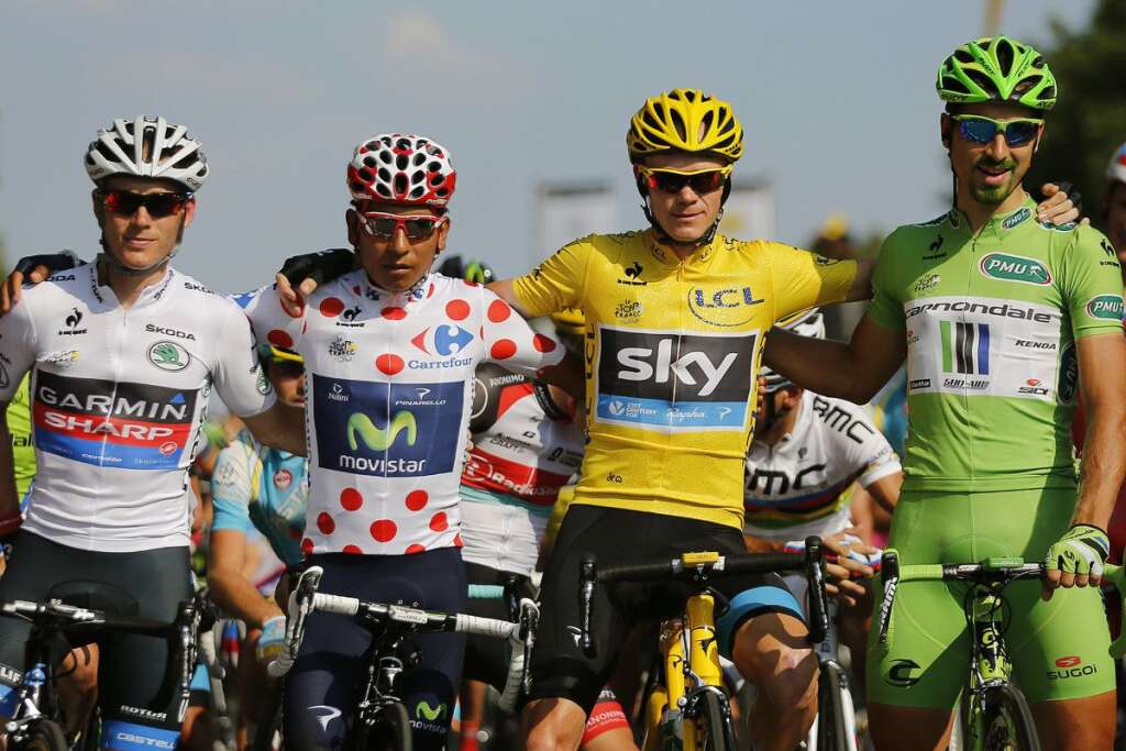 Les 4 maillots du Tour - Rappelons que le maillot blanc est en réalité détenu par Nairo Quintana (le maillot à pois). Mais celui-ci ne peut donc pas porter les deux...