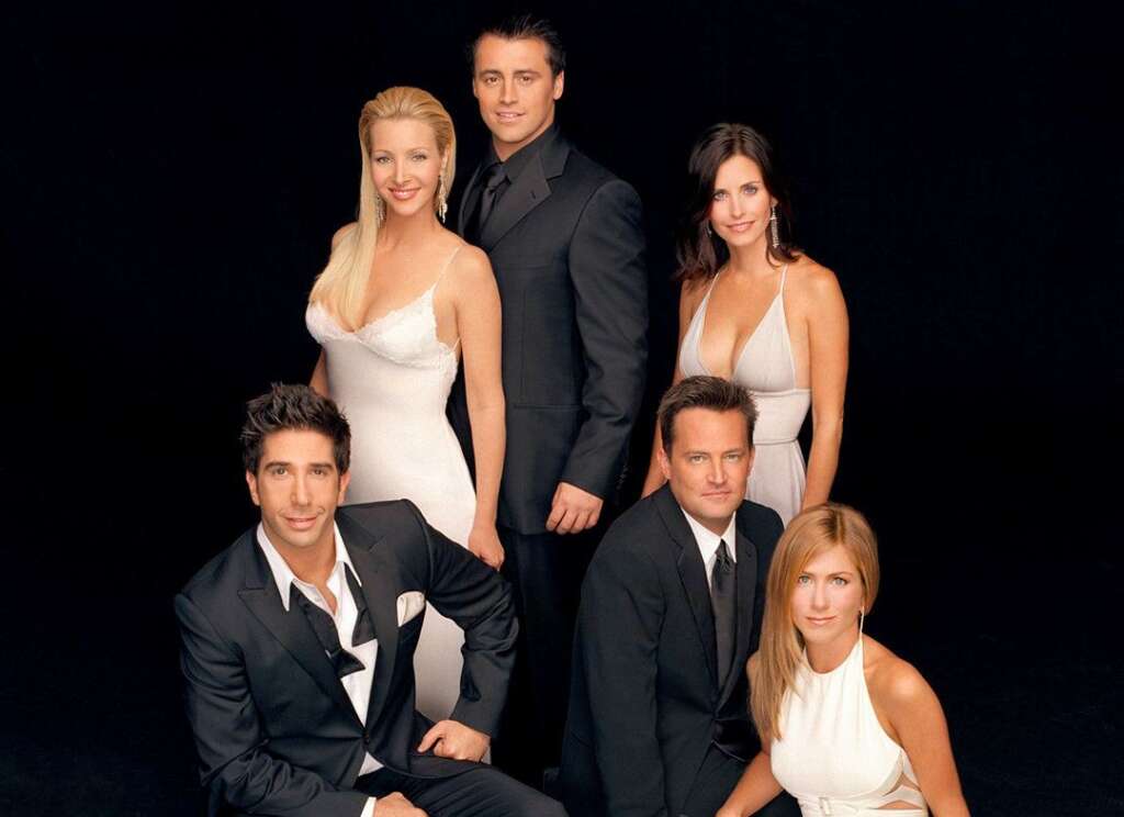 Friends - Diffusée entre 1994 et 2004 sur la chaîne NBC. Son dernier épisode a été suivi par plus de 52 millions d'Américains.