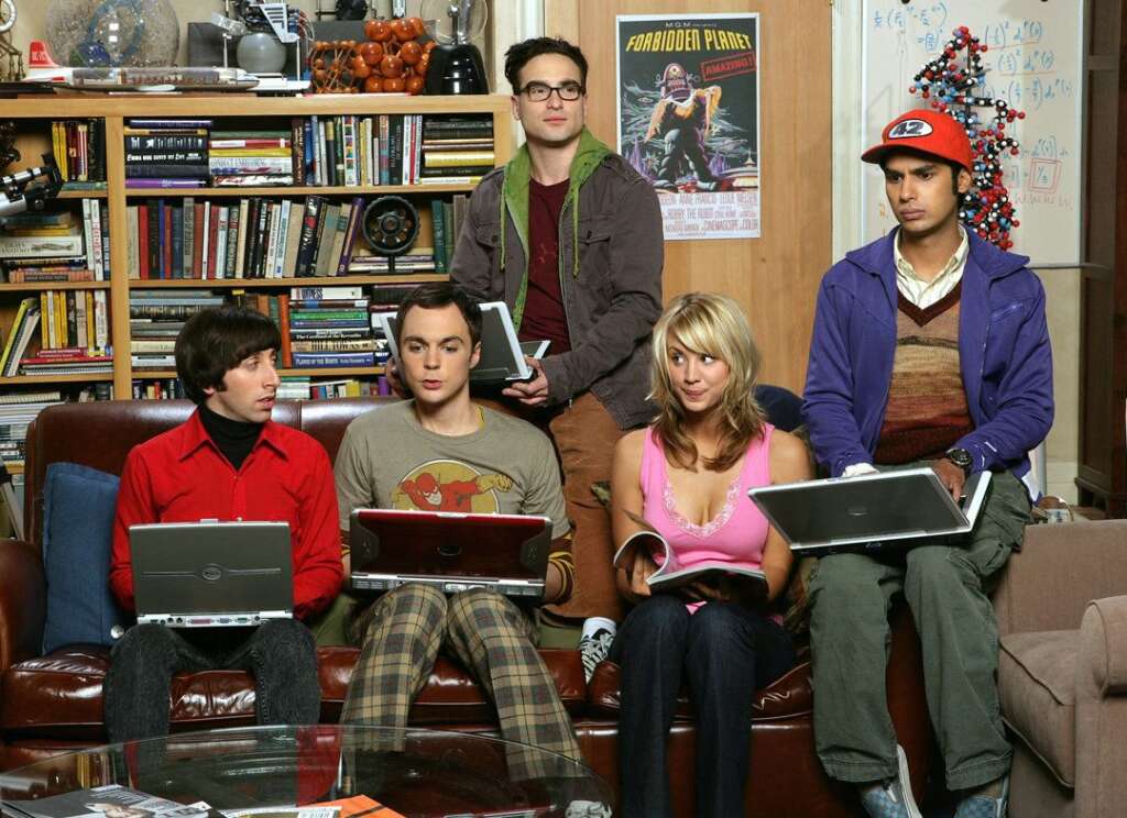 The Big Bang Theory - Diffusée depuis 2007 sur la chaîne CBS. Elle a attiré au cours de ses 5 premières saisons plus de 12 millions d'Américains.