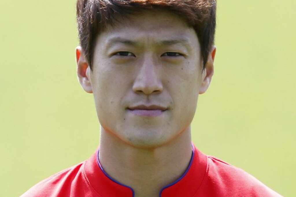 Chung-yong Lee (Corée du Sud) - Son club: Bolton (Angleterre) Poste: milieu