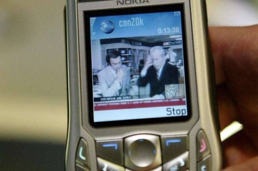 2004 - Nokia 6630 -