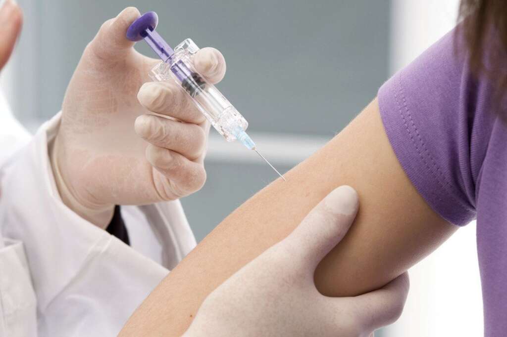 [NON OBLIGATOIRE] Les infections à papillomavirus - Le vaccin est conseillé pour les jeunes filles entre 11 et 14 ans.