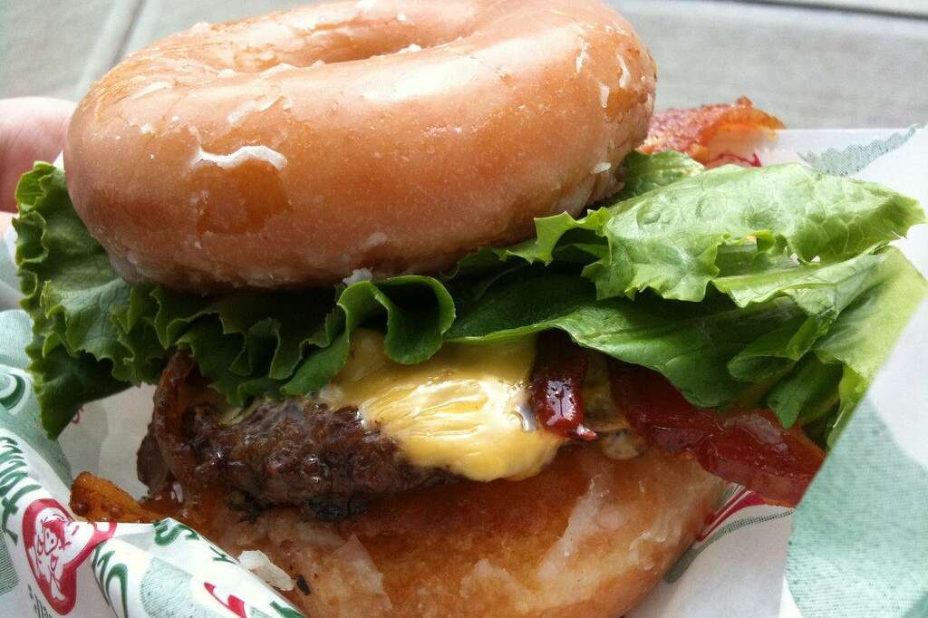 The Doughnut Burger - By <a href="http://www.flickr.com/photos/flyingsaab/4940189371/in/photostream/" target="_blank">Flickr/Phil Denton</a>