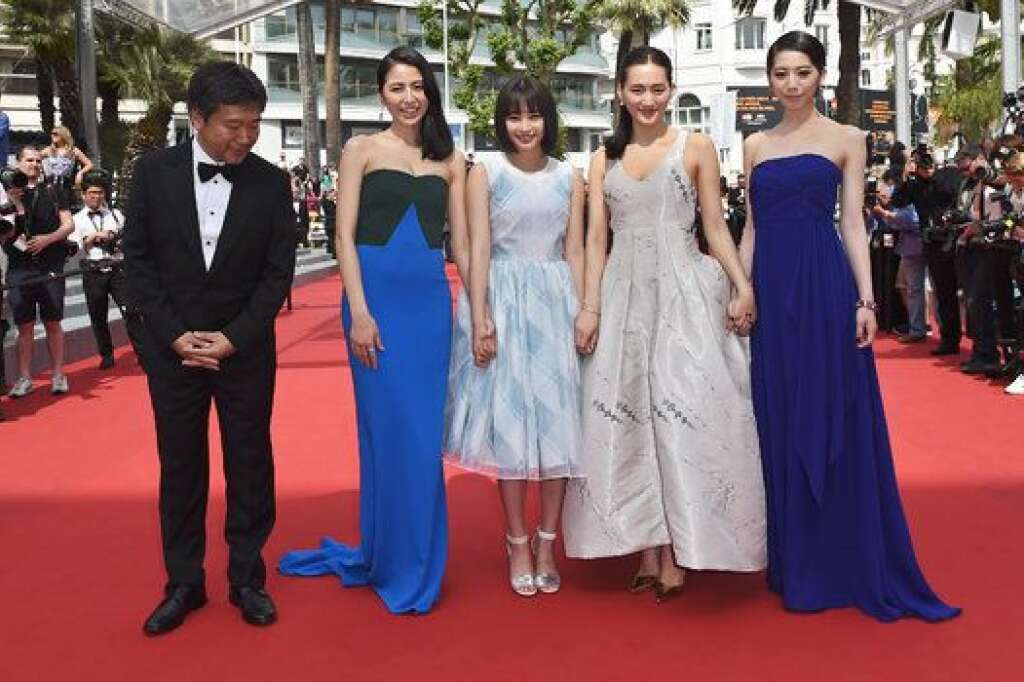 Hirokazu Kore-Eda et les actrices de "Notre Petite soeur" -