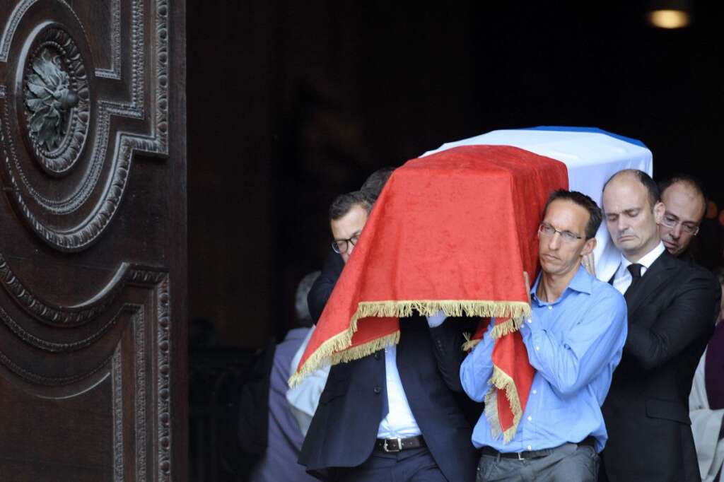 ... lors des funérailles d'Olivier Ferrand -