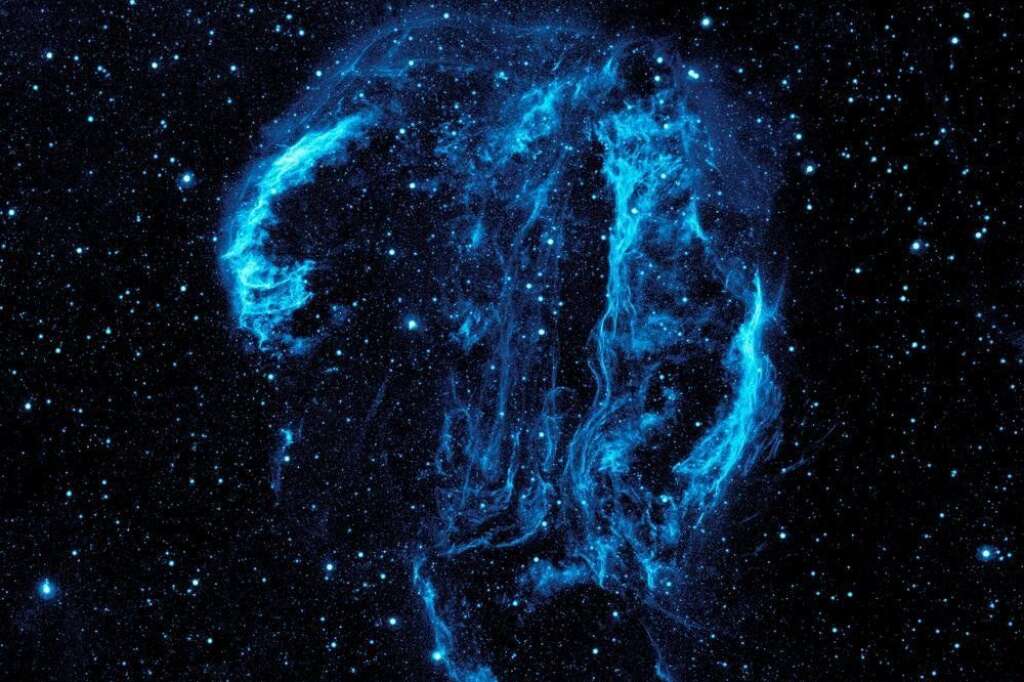 La nébuleuse de la Boucle du Cygne (ultraviolet) -