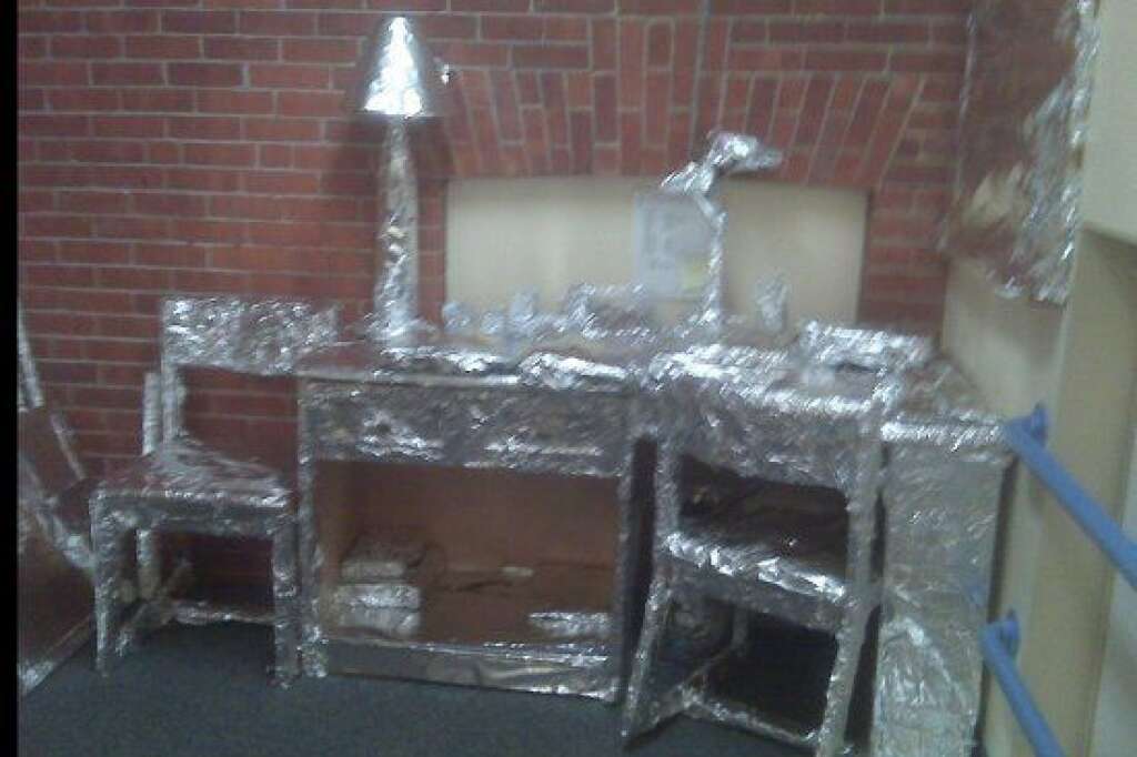 Tin foil in the principal's office - <a href="http://www.huffingtonpost.com/social/ATodd818"><img style="float:left;padding-right:6px !important;" src="http://s.huffpost.com/images/profile/user_placeholder.gif" /></a><a href="http://www.huffingtonpost.com/social/ATodd818">ATodd818</a>:<br />