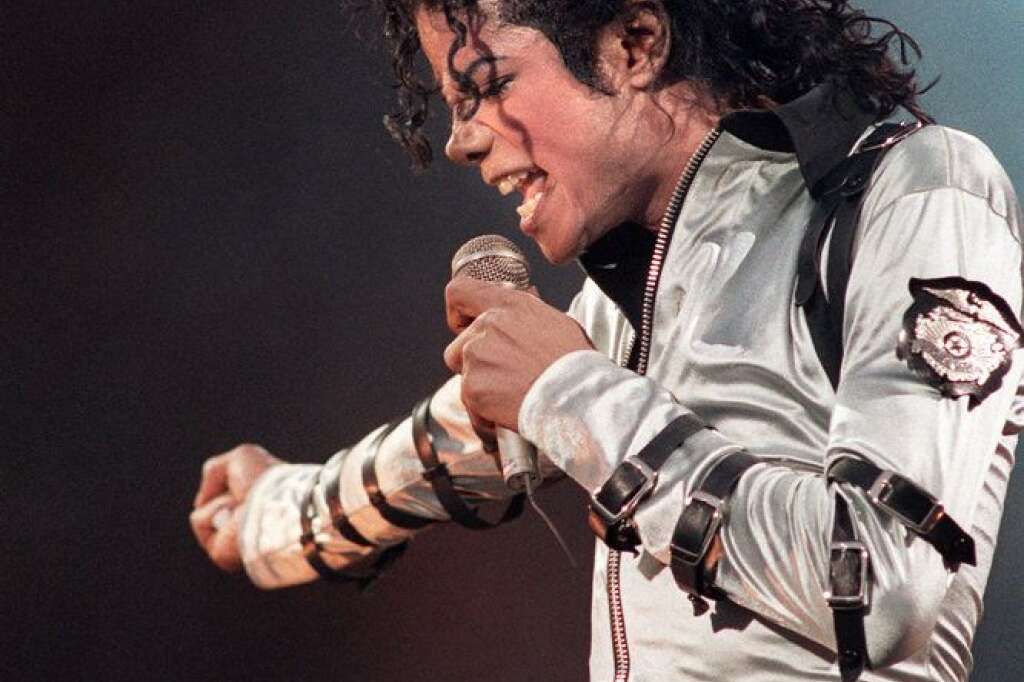 2. Michael Jackson - 145 millions de dollars